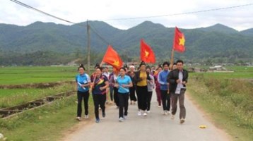 Huyện Điện Biên tổ chức hưởng ứng Ngày chạy Olympic Quốc tế và kỷ niệm 70 năm ngày truyền thống TDTT Việt Nam (27/3/1946 - 27/3/2016)