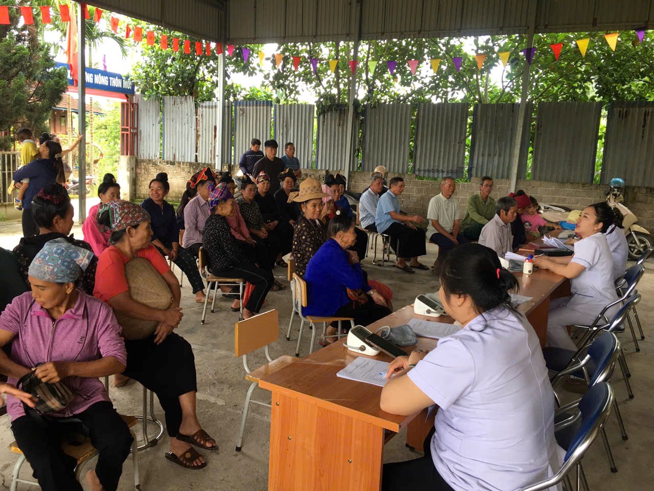 TRẠM Y TẾ XÃ THANH AN KHÁM, TƯ VẤN SỨC KHỎE MIỄN PHÍ CHO NHÂN DÂN