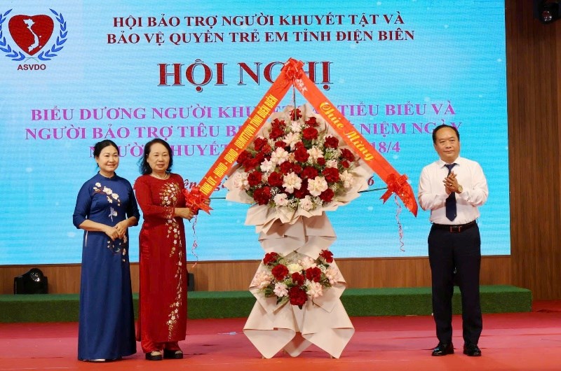 Biểu dương Người khuyết tật tiêu biểu, người bảo trợ tiêu biểu